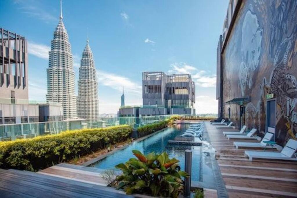 Star Cl0s3d * Kuala Lumpur